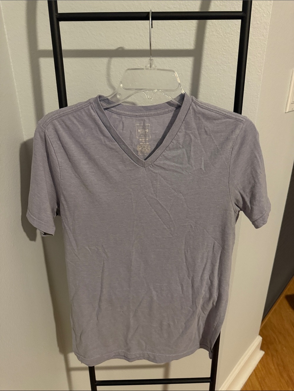 Mossimo Supply Co. Men's V-Neck Short Sleeve Tee - Light Lavender
